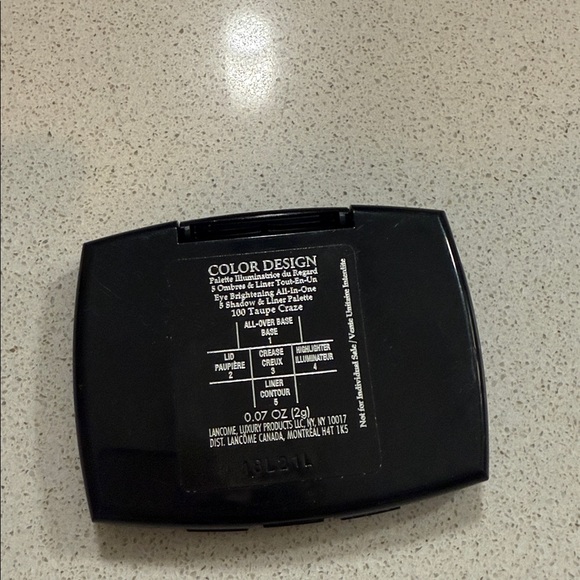 NEW Eyeshadow Palette with Mirror - Neutral Shades Mini - Picture 3 of 3